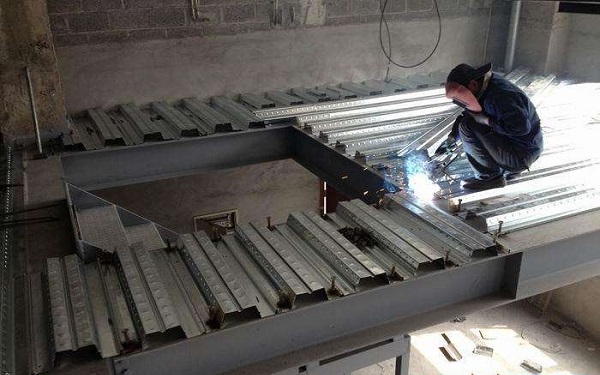 鋼結(jié)構(gòu)廠房滲水？聽(tīng)聽(tīng)山西鋼結(jié)構(gòu)廠家怎么說(shuō)